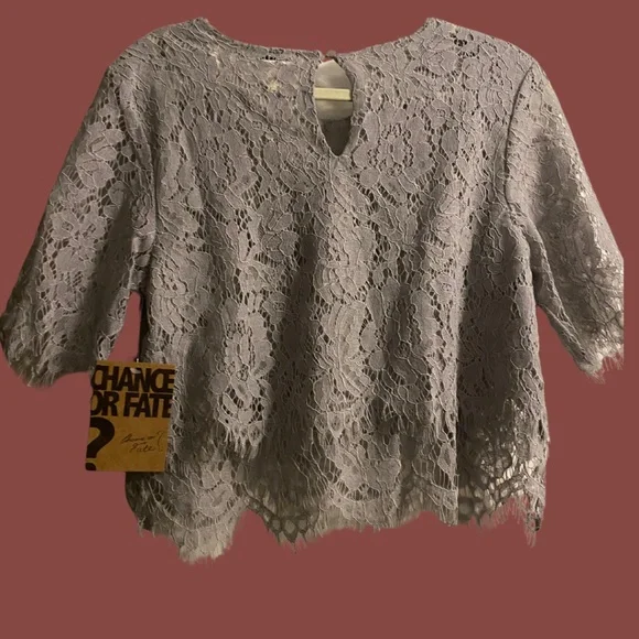 NWT Womens Gray Lace Top - Picture 2 of 5